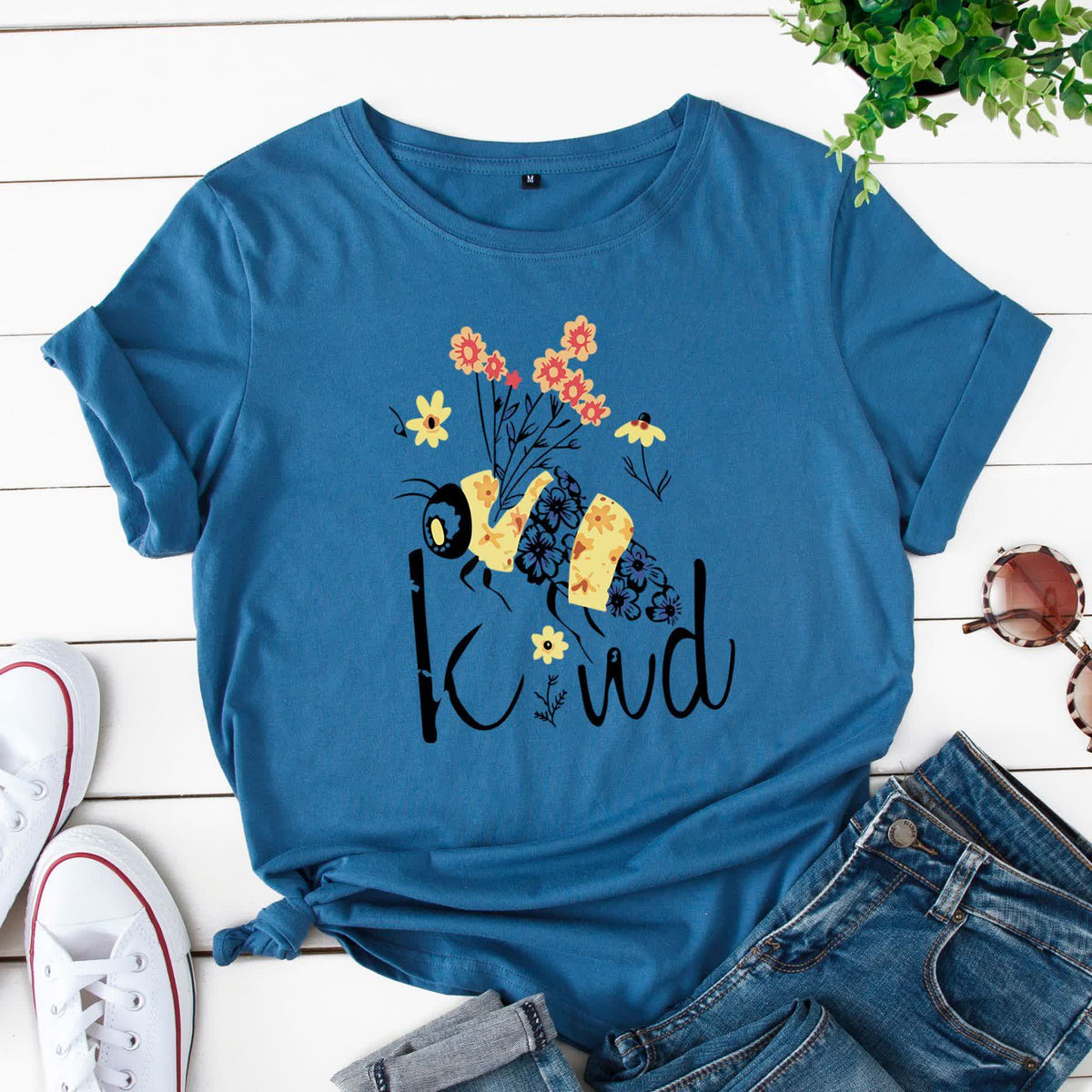 Plus Size Creative Bee Floral Print Short Sleeve T-Shirt - Royal Blue - 5XL - image 8