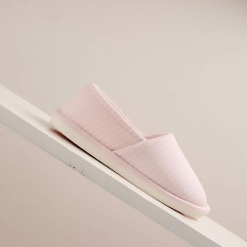 Plus Size Stripe Slipper Socks - image 10