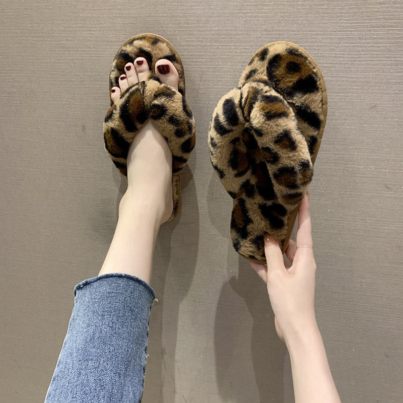 Plus Size Leopard Print Slippers - image 3