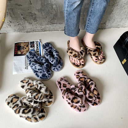 Plus Size Leopard Print Slippers - image 0