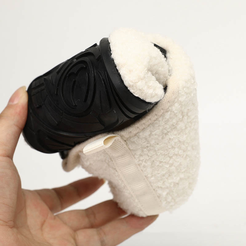 Plus Size Fashion Buckle Slipper Socks - image 4