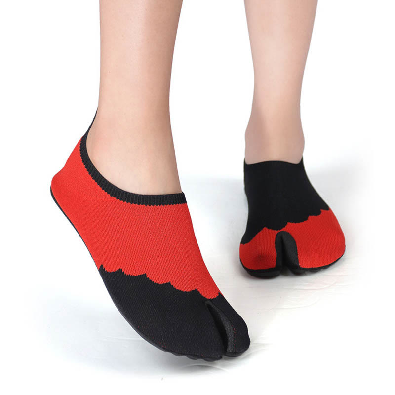 Plus Size Split Toe Swimming Slipper Socks - image 1