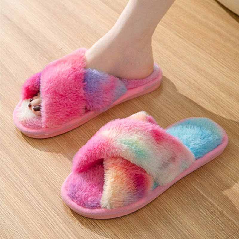 Winter Soft Rendering Slippers - image 7