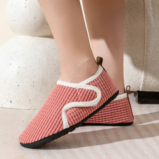 Plus Size Cozy Lightweight Slippers - image 0