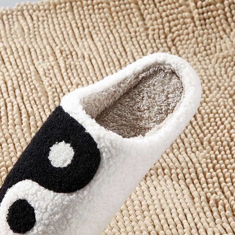 Plus Size Tai Chi Diagram Slippers - image 4