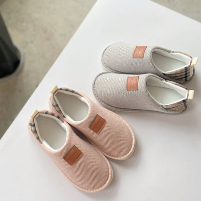 Simple Plaid Stitching Non-slip Slippers - image 1
