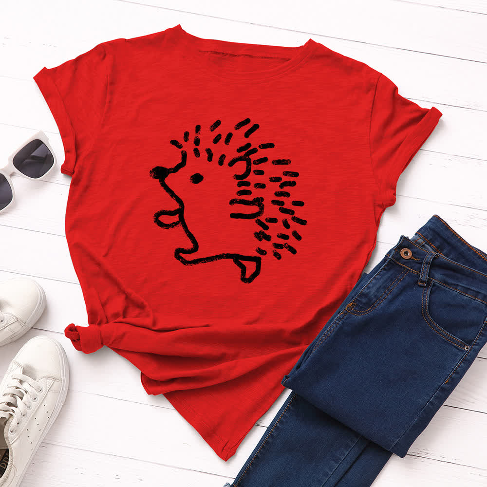 Plus Size Hedgehog Print Round Neck Short Sleeve T-Shirt - Red - 5XL - image 1