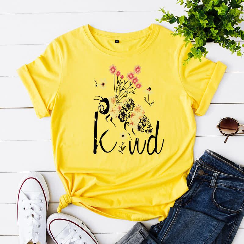 Plus Size Creative Bee Floral Print Short Sleeve T-Shirt - Yellow - 5XL - image 2