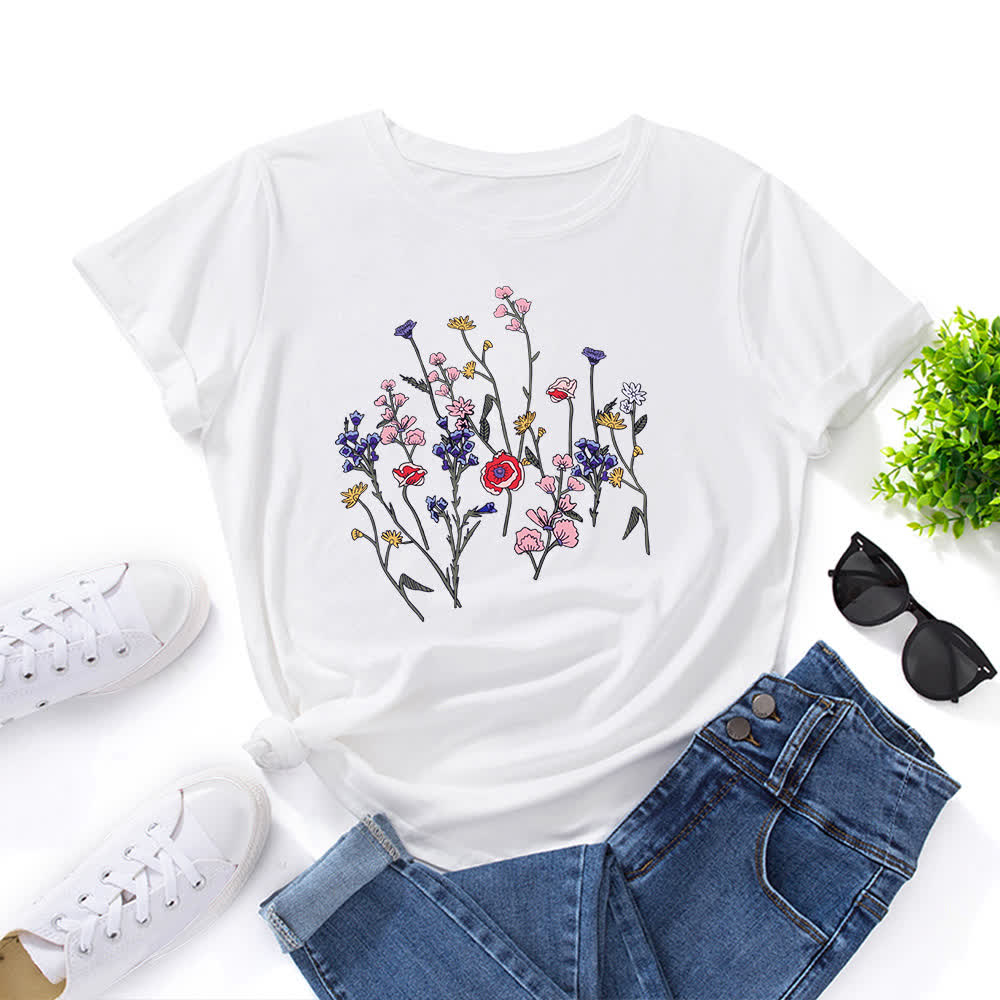 Plus Size Floral Print Short Sleeve T-Shirt - White - 5XL - image 2