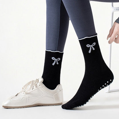 Delicate Bow Embroidery Grip Socks(4 Pairs) - image 6
