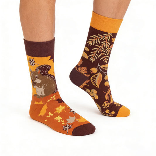 Autumn Squirrel Quarter Socks - Orange - EU36-43(US3-9) - image 0
