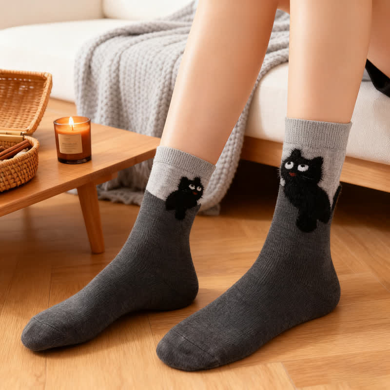 Cozy Plush Cat Quarter Socks(4 Pairs) - image 3