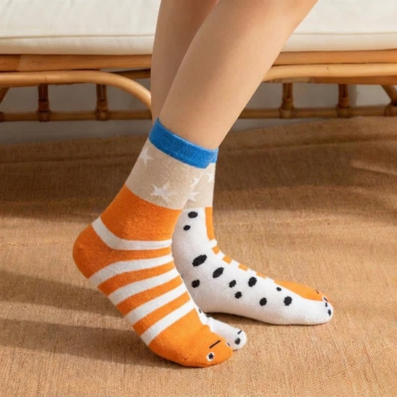 Cartoon Character Tabi Socks (4 Pairs) - image 1