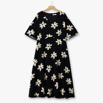 Curve Floral V Neck Midi Dress - Black - 6XL - image 0